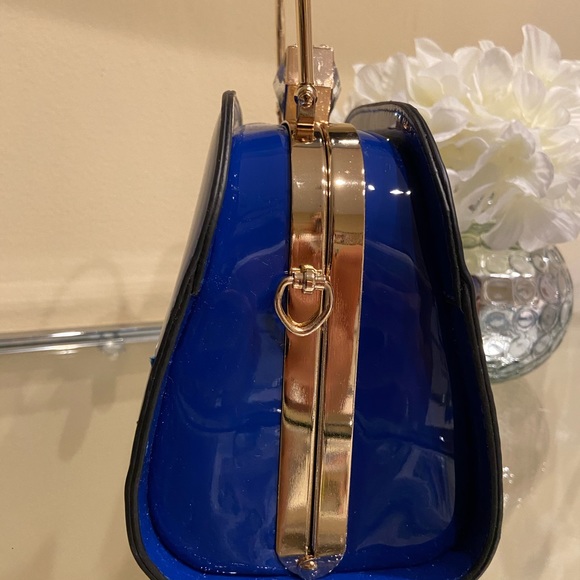 Gramercy & Grand Classy luxury Handbag - Picture 8 of 16